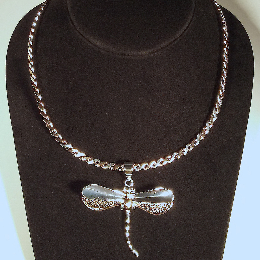 Two-tone dragonfly slide pendant & choker